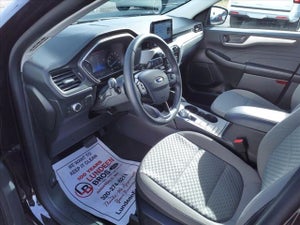 2022 Ford Escape Hybrid SE